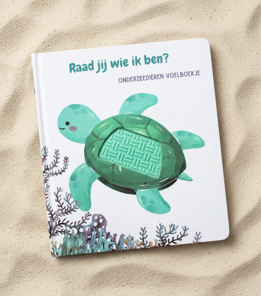 Kinderboek op zandstrand